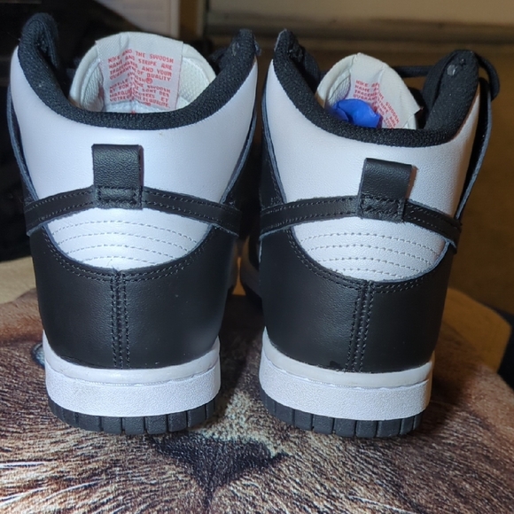Authentic Nike Dunk High Retro Panda Black & White Sneakers with Red Logo $60 - Picture 5 of 6